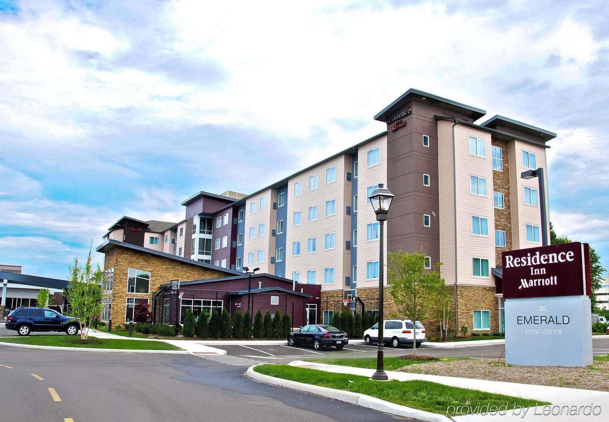 Residence Inn By Marriott Cleveland Avon At The Emerald Event Center Exterior photo